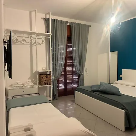 Bed and Breakfast 3b